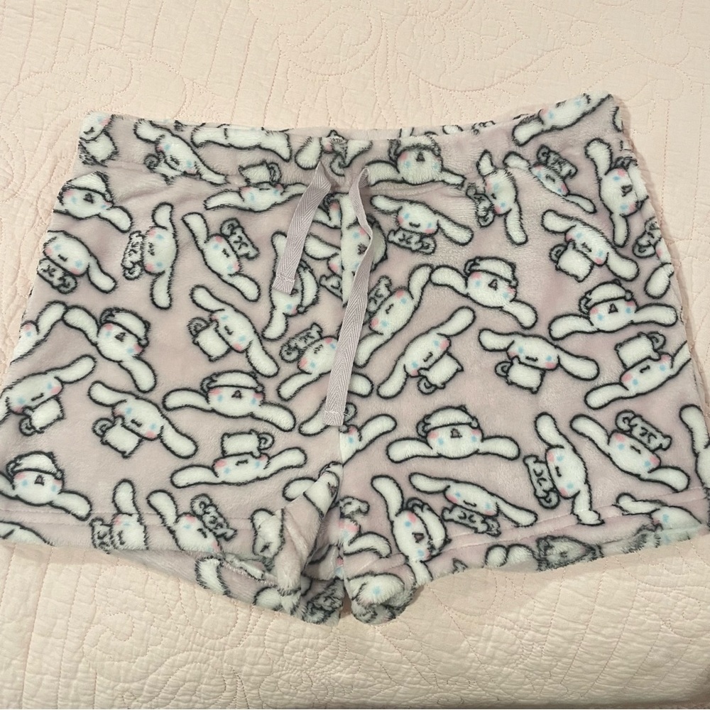 Fuzzy Cinnamoroll Shorts
